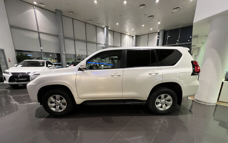 Toyota Land Cruiser Prado 150 рестайлинг 2, 2018 год, 4 695 000 рублей, 8 фотография