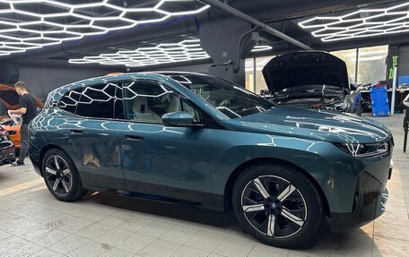 BMW iX, 2022 год, 6 500 000 рублей, 10 фотография