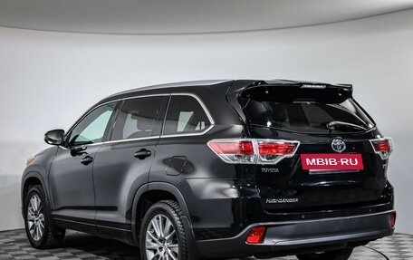 Toyota Highlander III, 2015 год, 2 899 000 рублей, 7 фотография