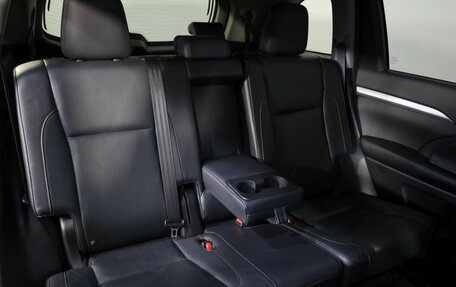 Toyota Highlander III, 2015 год, 2 899 000 рублей, 26 фотография