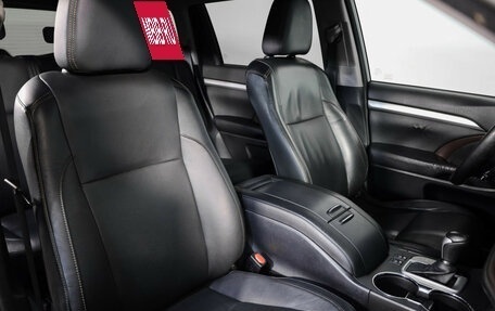 Toyota Highlander III, 2015 год, 2 899 000 рублей, 24 фотография