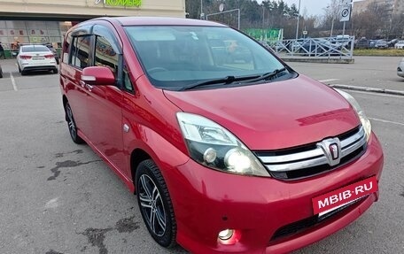 Toyota ISis I, 2012 год, 1 400 000 рублей, 11 фотография