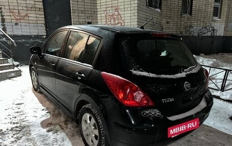 Nissan Tiida, 2010 год, 700 000 рублей, 5 фотография