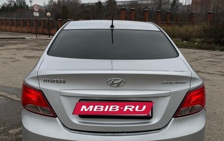 Hyundai Solaris II рестайлинг, 2015 год, 800 000 рублей, 6 фотография