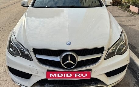 Mercedes-Benz E-Класс, 2014 год, 1 900 000 рублей, 2 фотография