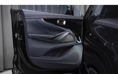 Aston Martin DBX I, 2024 год, 29 900 000 рублей, 27 фотография