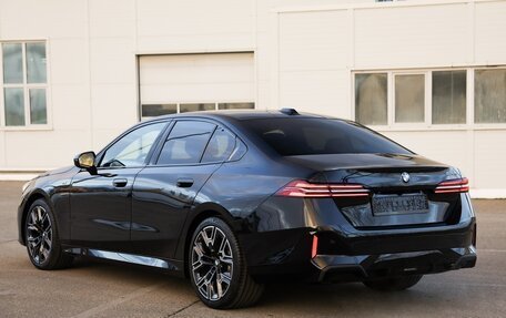 BMW 5 серия, 2024 год, 12 000 000 рублей, 3 фотография