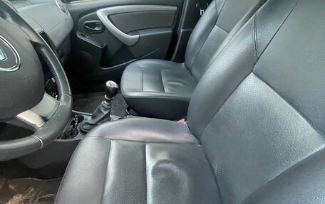 Renault Duster I рестайлинг, 2014 год, 800 000 рублей, 5 фотография