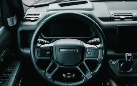 Land Rover Defender II, 2023 год, 11 700 000 рублей, 12 фотография