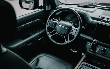 Land Rover Defender II, 2023 год, 11 700 000 рублей, 15 фотография