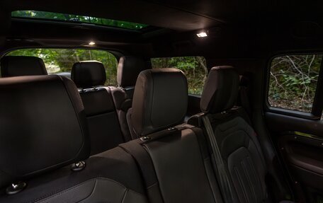 Land Rover Defender II, 2023 год, 11 700 000 рублей, 38 фотография