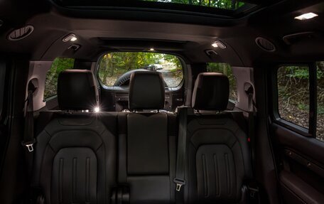 Land Rover Defender II, 2023 год, 11 700 000 рублей, 32 фотография