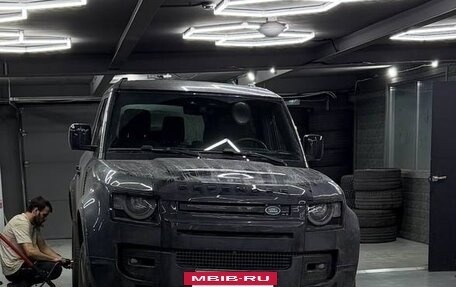 Land Rover Defender II, 2023 год, 11 700 000 рублей, 39 фотография