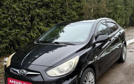 Hyundai Solaris II рестайлинг, 2012 год, 780 000 рублей, 5 фотография