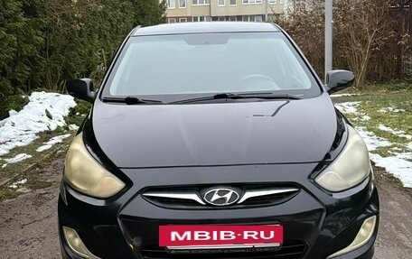 Hyundai Solaris II рестайлинг, 2012 год, 780 000 рублей, 6 фотография