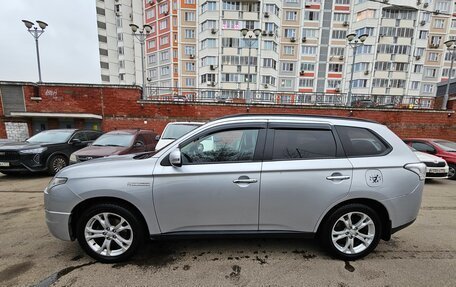 Mitsubishi Outlander III рестайлинг 3, 2013 год, 1 750 000 рублей, 3 фотография