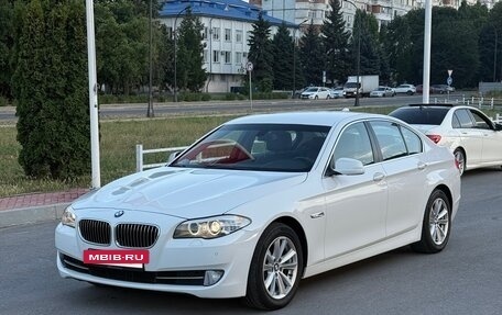 BMW 5 серия, 2012 год, 1 660 000 рублей, 2 фотография