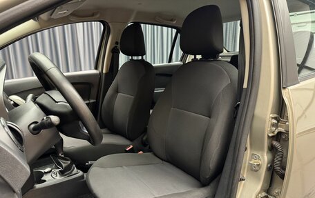 Renault Logan II, 2018 год, 1 049 000 рублей, 7 фотография