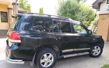 Toyota Land Cruiser 200, 2010 год, 2 850 000 рублей, 3 фотография