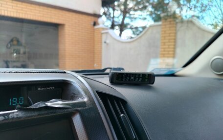 Toyota Land Cruiser 200, 2010 год, 2 850 000 рублей, 6 фотография