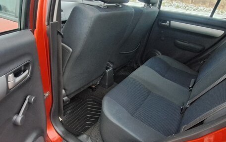 Suzuki Swift III, 2010 год, 799 000 рублей, 10 фотография