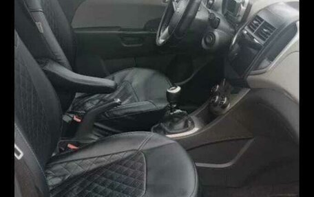 Chevrolet Aveo III, 2012 год, 500 000 рублей, 6 фотография