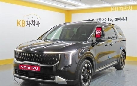 KIA Carnival, 2024 год, 5 900 010 рублей, 2 фотография