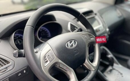 Hyundai ix35 I рестайлинг, 2012 год, 1 050 000 рублей, 10 фотография