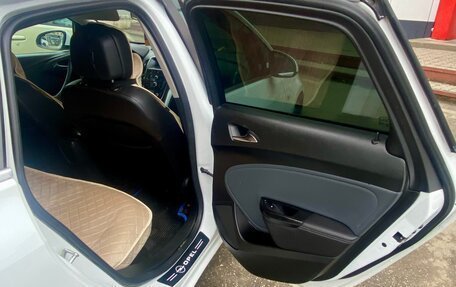 Opel Astra J, 2013 год, 550 000 рублей, 6 фотография