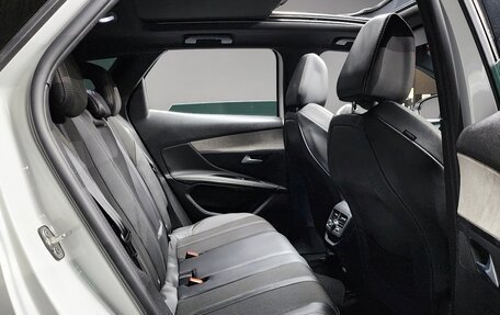 Peugeot 3008 II, 2022 год, 1 790 000 рублей, 21 фотография