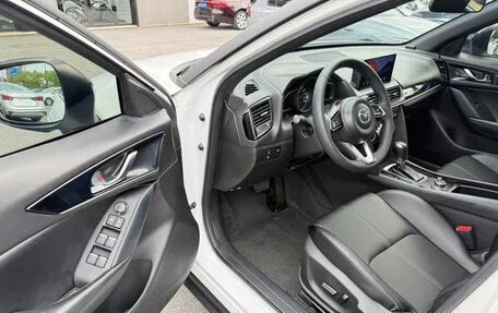 Mazda CX-4, 2021 год, 2 180 000 рублей, 7 фотография