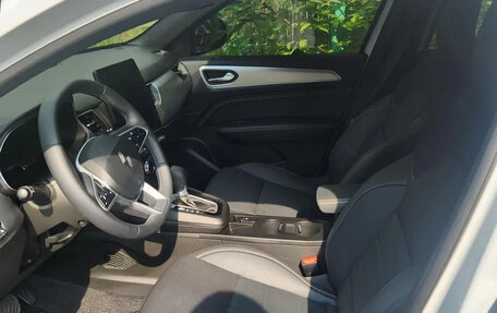 Renault Arkana I, 2023 год, 1 515 000 рублей, 5 фотография