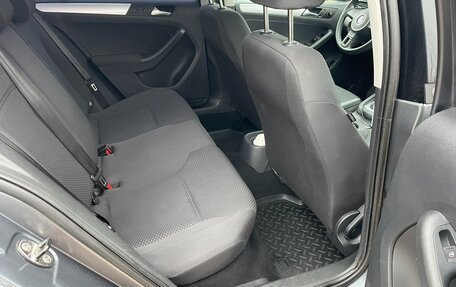 Volkswagen Jetta VI, 2012 год, 990 000 рублей, 11 фотография