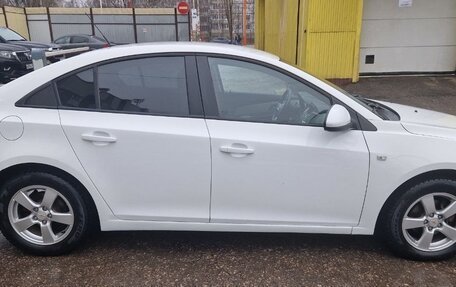 Chevrolet Cruze II, 2012 год, 650 000 рублей, 3 фотография