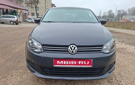 Volkswagen Polo VI (EU Market), 2015 год, 595 000 рублей, 1 фотография