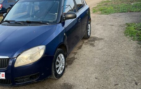 Skoda Fabia II, 2009 год, 290 000 рублей, 3 фотография