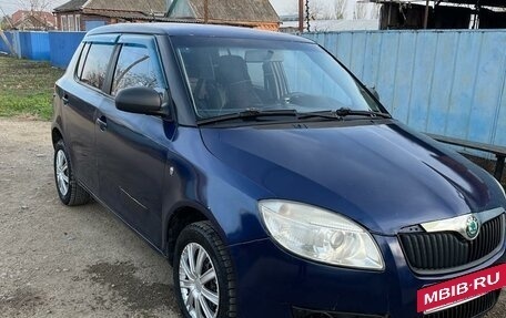Skoda Fabia II, 2009 год, 290 000 рублей, 2 фотография