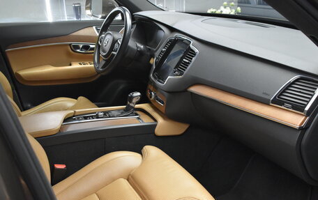 Volvo XC90 II рестайлинг, 2018 год, 4 290 000 рублей, 11 фотография