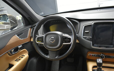 Volvo XC90 II рестайлинг, 2018 год, 4 290 000 рублей, 17 фотография