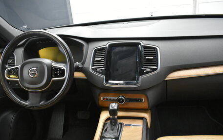 Volvo XC90 II рестайлинг, 2018 год, 4 290 000 рублей, 16 фотография