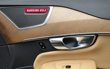 Volvo XC90 II рестайлинг, 2018 год, 4 290 000 рублей, 13 фотография