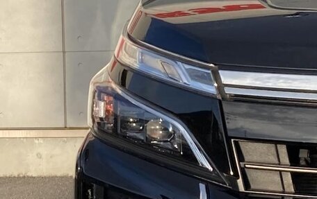 Toyota Voxy III, 2020 год, 1 975 001 рублей, 10 фотография