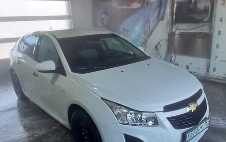 Chevrolet Cruze II, 2013 год, 620 000 рублей, 4 фотография