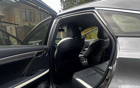 Lexus RX IV рестайлинг, 2022 год, 6 600 000 рублей, 3 фотография