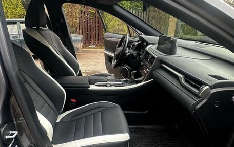 Lexus RX IV рестайлинг, 2022 год, 6 600 000 рублей, 7 фотография