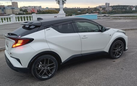 Toyota C-HR I рестайлинг, 2020 год, 1 980 000 рублей, 15 фотография