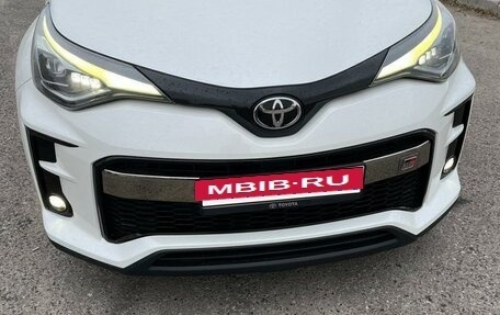 Toyota C-HR I рестайлинг, 2020 год, 1 980 000 рублей, 12 фотография