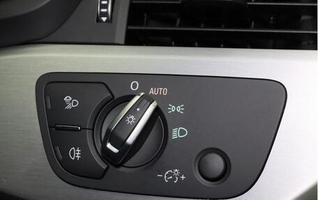 Audi A4, 2021 год, 1 780 000 рублей, 27 фотография