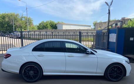 Mercedes-Benz E-Класс, 2022 год, 5 230 000 рублей, 2 фотография