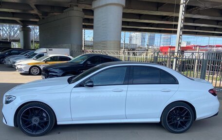 Mercedes-Benz E-Класс, 2022 год, 5 230 000 рублей, 3 фотография